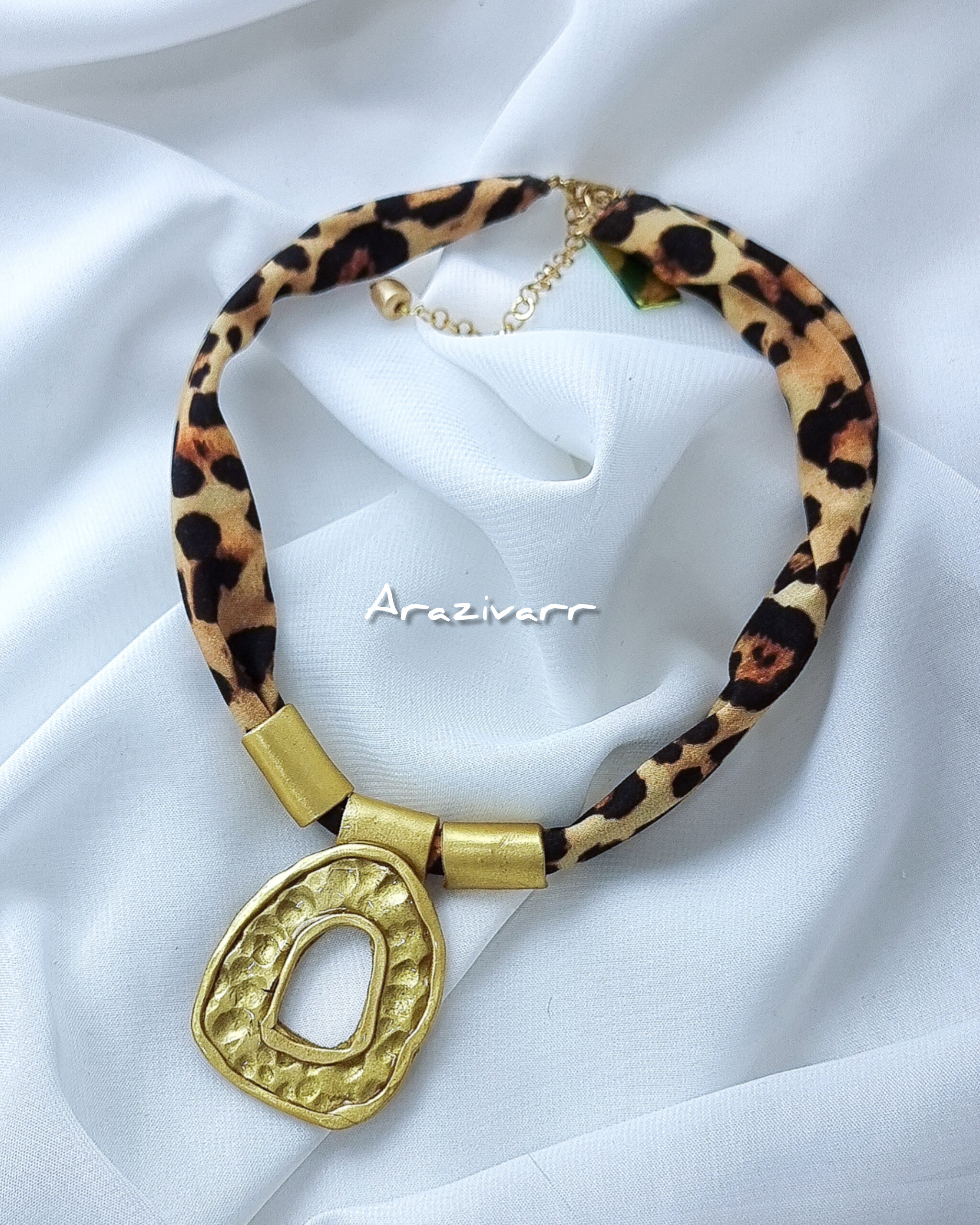 گردنبند پارچه ای دستساز کد Sh3