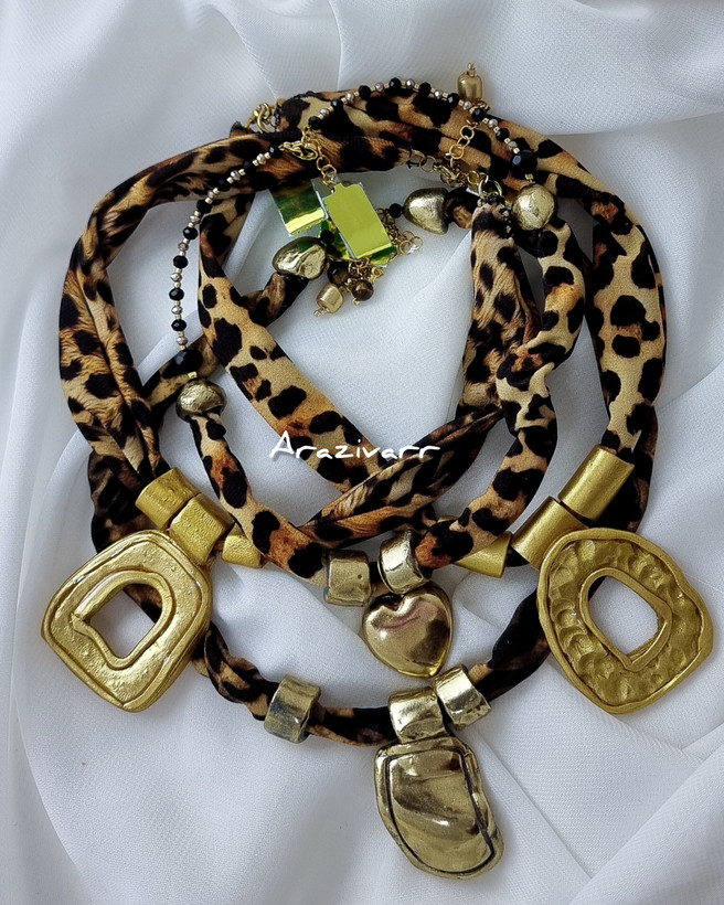 گردنبند پارچه ای دستساز Sh4